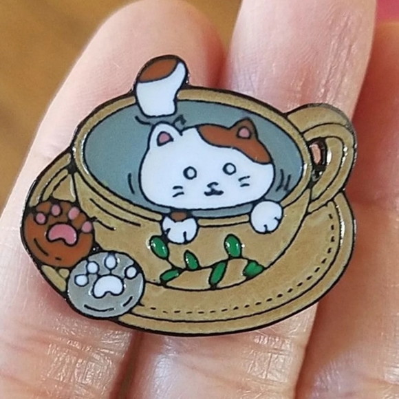 *2 for $13* Tea Time Kitty Cat Tea Cup Pin - Picture 4 of 4